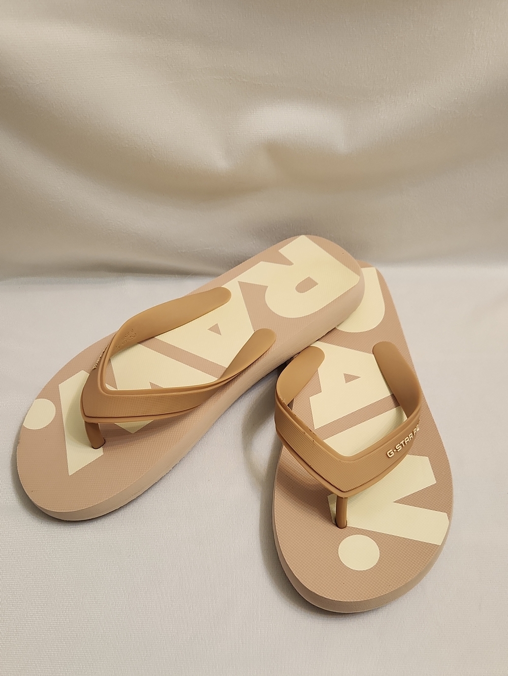 G-Star Raw Beige Logo Flip Flops (Size 8/9)